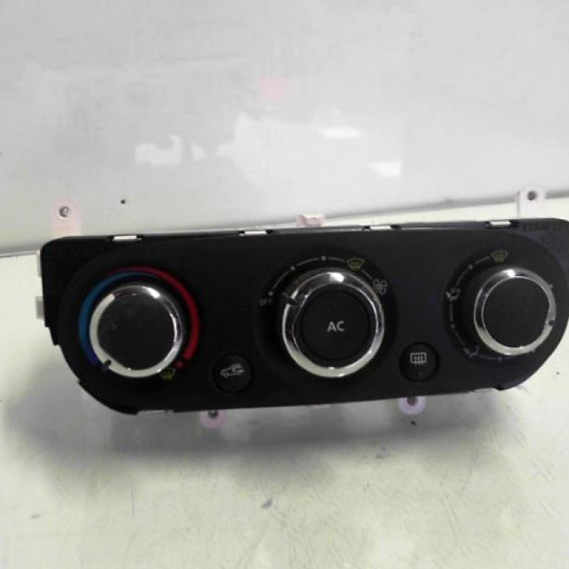 Commande chauffage RENAULT CLIO 4