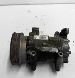 Compresseur clim RENAULT CLIO 3 Photo n°1