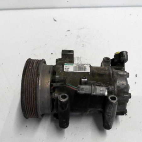 Compresseur clim RENAULT CLIO 3 Photo n°1