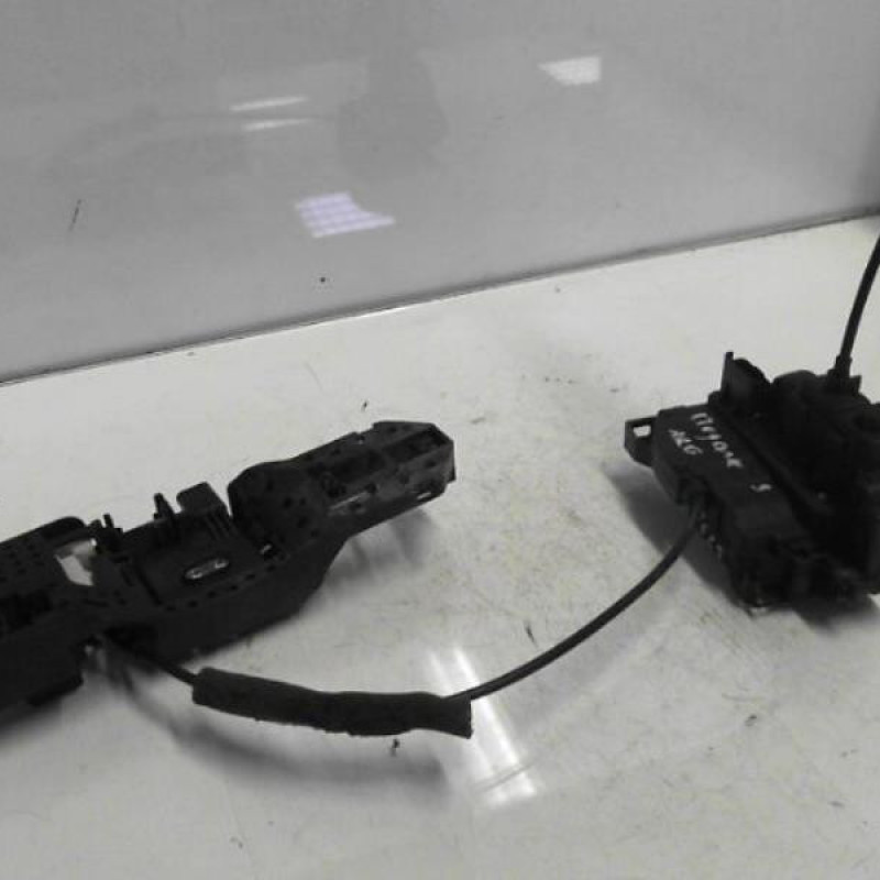 Serrure arriere gauche RENAULT MEGANE 3