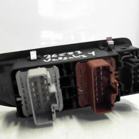 Interrupteur de leve vitre avant gauche RENAULT VEL SATIS