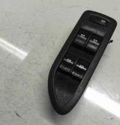 Interrupteur de leve vitre avant gauche RENAULT VEL SATIS Photo n°4