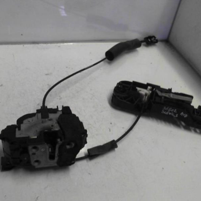 Serrure avant droit RENAULT SCENIC 3