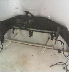 Traverse superieure RENAULT VEL SATIS Photo n°1