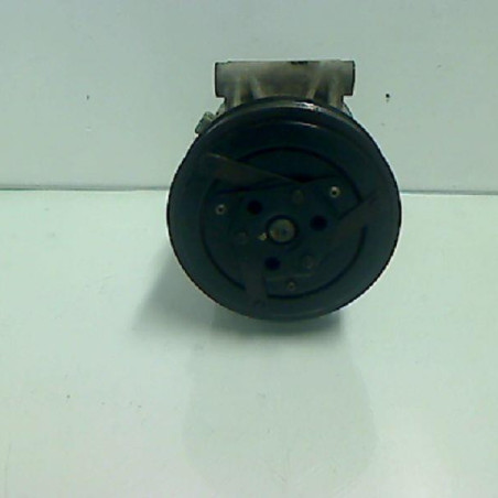 Compresseur clim RENAULT SCENIC 2