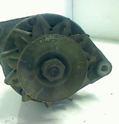 Alternateur RENAULT R4 Photo n°1