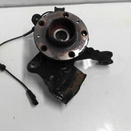 Fusee avant gauche RENAULT LAGUNA 3 Photo n°1