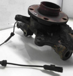 Fusee avant gauche RENAULT LAGUNA 3