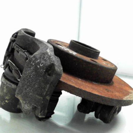 Fusee avant gauche RENAULT SUPER 5