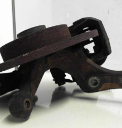 Fusee avant gauche RENAULT SUPER 5 Photo n°3