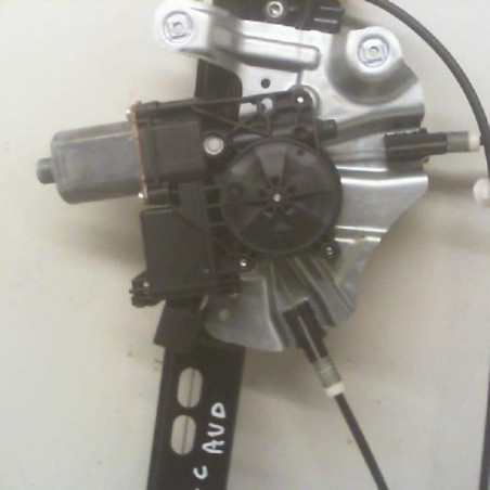 Leve vitre electrique avant droit OPEL ZAFIRA TOURER C