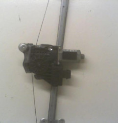 Leve vitre electrique arriere droit OPEL ZAFIRA B