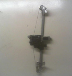 Leve vitre electrique arriere droit OPEL ZAFIRA B Photo n°4