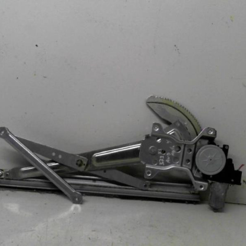 Leve vitre electrique avant droit OPEL AGILA B