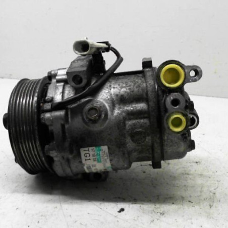 Compresseur clim OPEL AGILA B Photo n°1