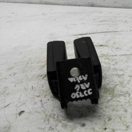 Attache ceinture arriere gauche OPEL ASTRA J