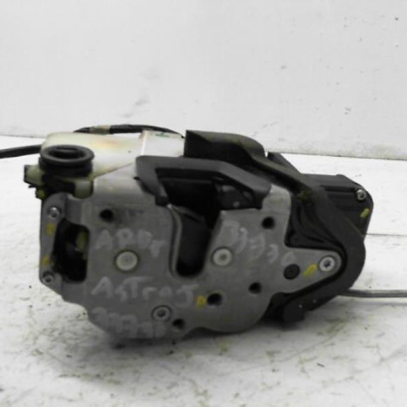 Serrure arriere droit OPEL ASTRA J