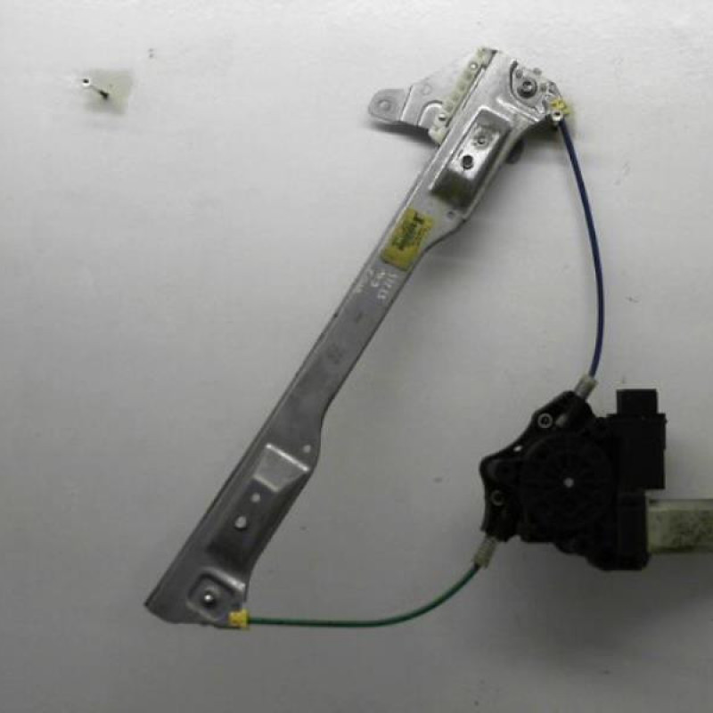Leve vitre electrique avant droit OPEL CORSA D