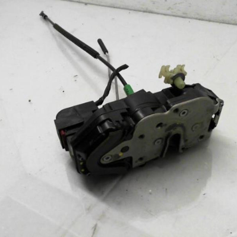 Serrure arriere droit OPEL ASTRA J