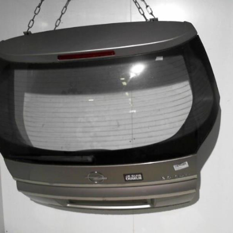 Malle/Hayon arriere OPEL SIGNUM