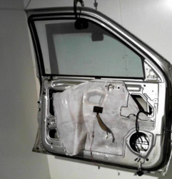 Porte avant gauche OPEL FRONTERA B Photo n°3