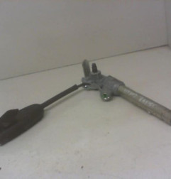 Pretensionneur de ceinture avant droit OPEL CORSA D