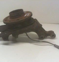 Fusee avant droit OPEL ZAFIRA B