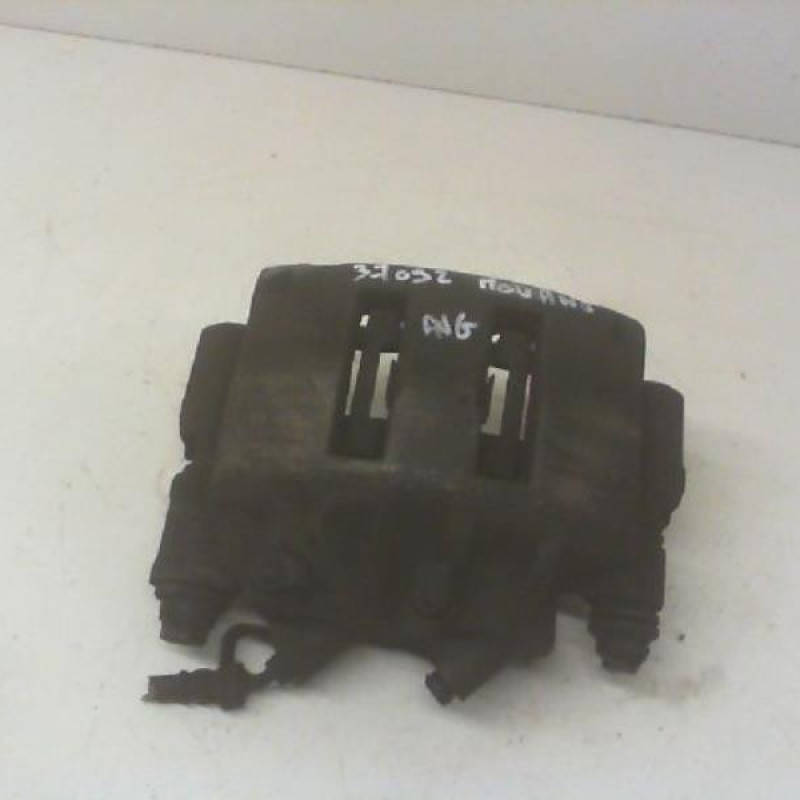 Etrier avant gauche (freinage) OPEL MOVANO A