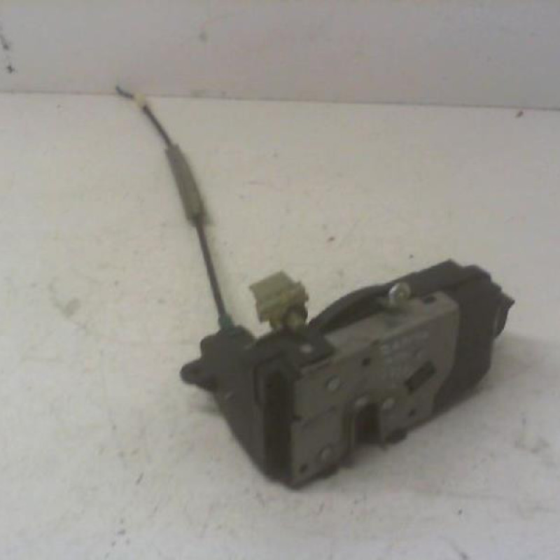 Serrure avant gauche OPEL ZAFIRA B