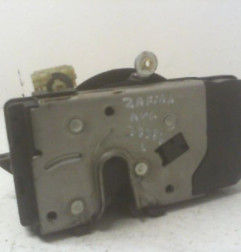 Serrure avant gauche OPEL ZAFIRA B Photo n°5