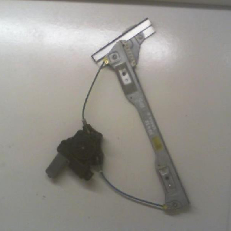 Leve vitre electrique avant droit OPEL CORSA D