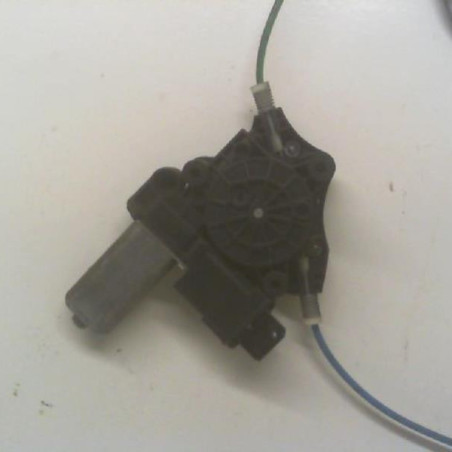 Leve vitre electrique avant droit OPEL CORSA D