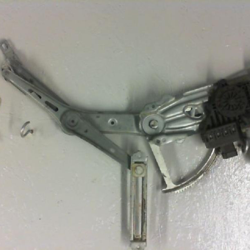 Leve vitre electrique avant droit OPEL ASTRA G