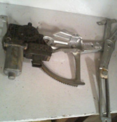 Leve vitre electrique avant droit OPEL ASTRA G Photo n°1