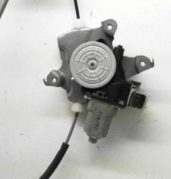 Leve vitre electrique avant droit NISSAN JUKE 1