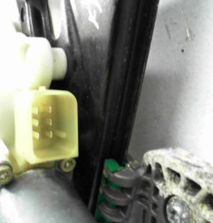 Leve vitre electrique avant droit MERCEDES CLASSE E 211 Photo n°3