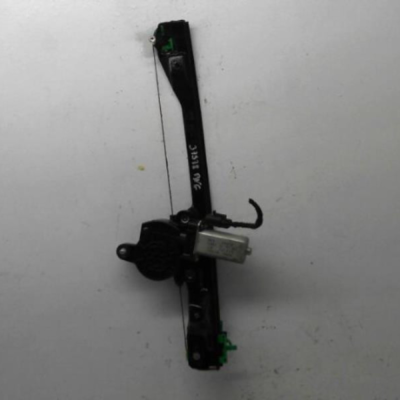 Leve vitre electrique avant gauche FIAT PUNTO 2