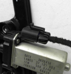 Leve vitre electrique avant gauche FIAT PUNTO 2 Photo n°6