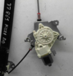 Leve vitre electrique avant droit NISSAN MICRA 3 Photo n°5