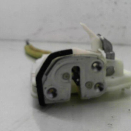 Serrure arriere droit MAZDA 3 2