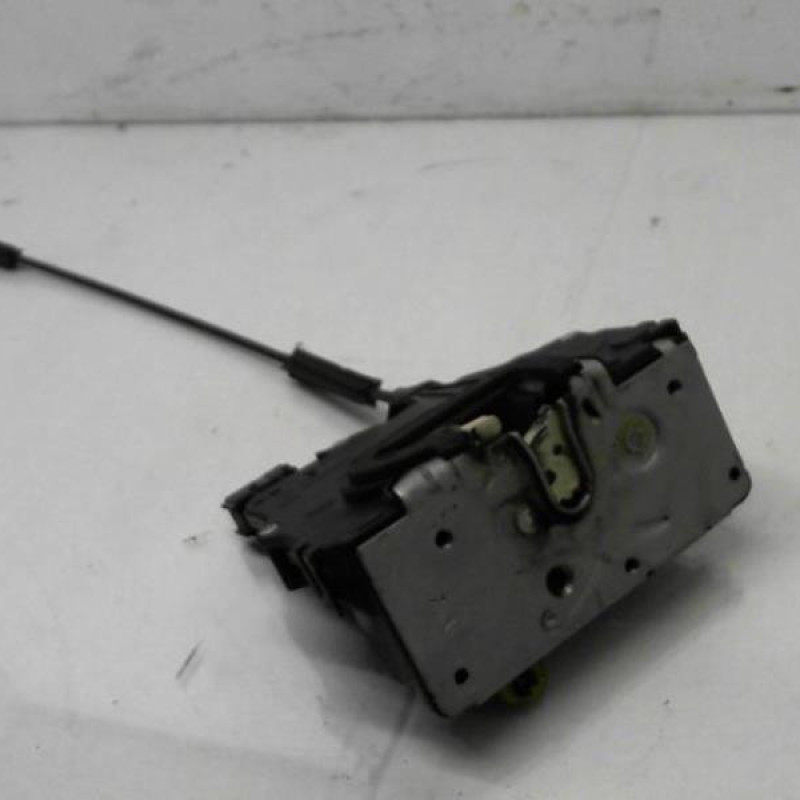 Serrure avant gauche FIAT PUNTO EVO 3