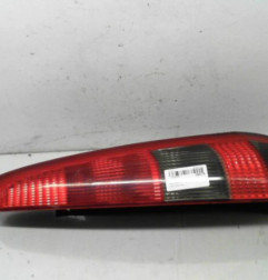 Feu arriere principal droit (feux) FORD FIESTA 5 Photo n°4