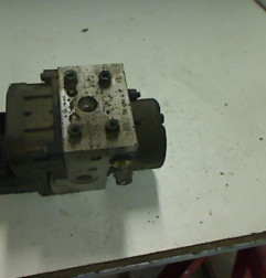 Bloc ABS (freins anti-blocage) OPEL CORSA B