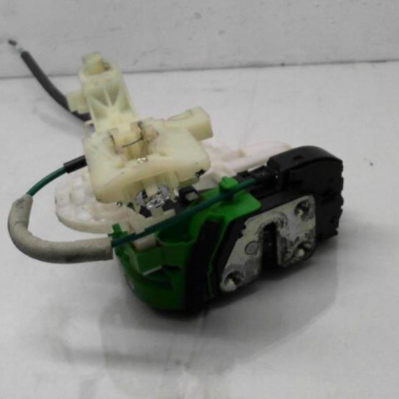 Serrure avant droit HYUNDAI I 40