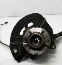 Fusee avant droit HYUNDAI I 40 Photo n°4