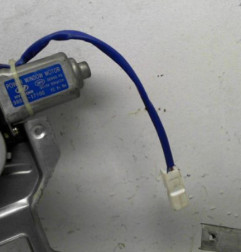 Leve vitre electrique avant droit HYUNDAI MATRIX Photo n°3