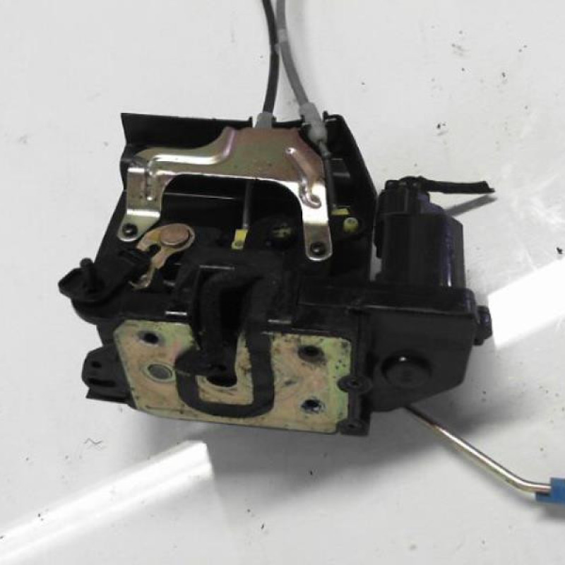 Serrure arriere droit SSANGYONG KYRON