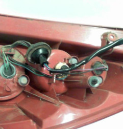 Feu arriere principal gauche (feux) MAZDA 5 1 Photo n°6