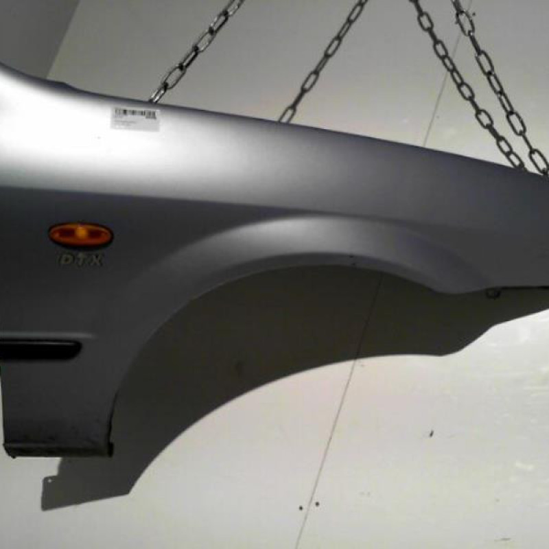 Aile avant droit MAZDA 323 6