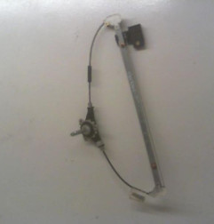 Leve vitre mecanique arriere droit MAZDA 2 1 Photo n°1